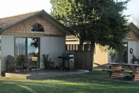 Photograph of Seaview Beach Resort, Qualicum Beach