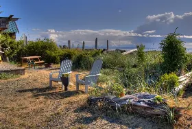 Photograph of Breakers Beachfront Resort, Black Creek