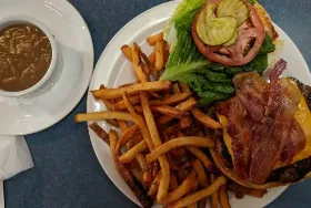 Photograph of Rosters Sport Club Bar & Grill, Vernon