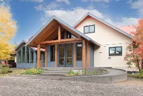 Photograph of Banner Mountainlodge, Smithers