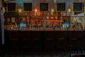 Photograph of King’s Head Pub, Winnipeg