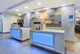 Photograph of Holiday Inn Express, Winnipeg