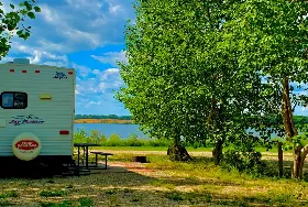 Photograph of Arrow Lake Campground, Rossburn
