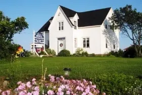 Photograph of Moores Specialties Tourist Home and Gallery, Gardner Creek