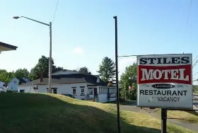 Photograph of Stiles Motel Hillview, Woodstock