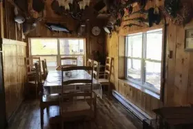 Photograph of Twin Pine Lodge, Doyles Brook
