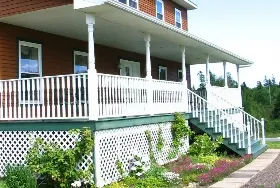 Photograph of New Horton Lake Inn, Alma