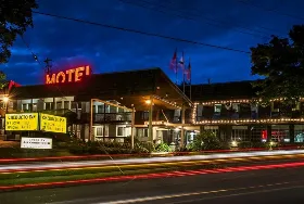 Photograph of Chebucto Inn, Halifax