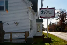 Photograph of MacKenzie's Cottages, Shelburne
