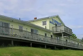 Photograph of Topmast Motel, Lunenburg