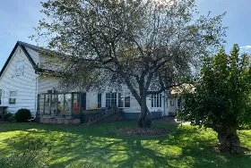 Photograph of Baker's Chest Bed & Breakfast, Bible Hill