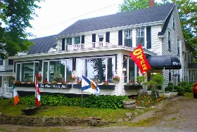 Photograph of The Olde Village Inn, Sandy Cove