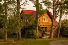 Photograph of Rafters Ridge Cottages, Urbania