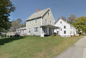 Photograph of Shelburne Harbourside Cottages, Shelburne