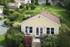 Photograph of Larinda's Landing Oceanfront Cottages, Boutilier's Point