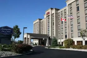Photograph of Hampton Inn, Windsor