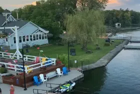 Photograph of CC’s On The Rideau, Rideau Ferry