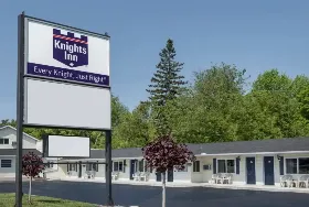 Photograph of Knights Inn, Arnprior