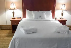 Photograph of Prince Arthur Waterfront Hotel and Suites, Thunder Bay