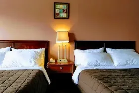 Photograph of Kings Inn, Midland