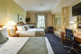 Photograph of Monte Carlo Inn West, Mississauga
