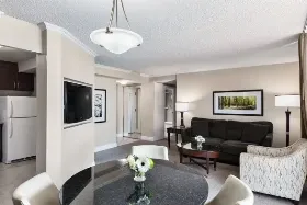 Photograph of Albert At Bay Suite Hotel, Ottawa