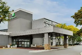 Photograph of Holiday Inn Burlington Conference Centre, Burlington