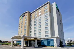 Photograph of Holiday Inn Express, Richmond Hill