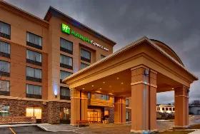 Photograph of Holiday Inn Express, Kingston