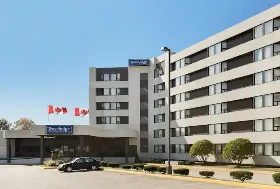 Photograph of Travelodge, Toronto