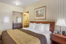 Photograph of Quality Inn, Mississauga