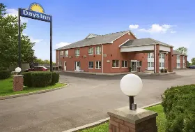 Photograph of Days Inn, Richmond Hill
