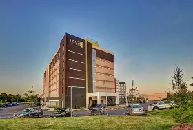 Photograph of Home2 Suites, Brampton
