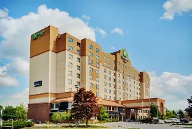 Photograph of Holiday Inn & Suites Ottawa Kanata, Kanata