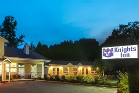 Photograph of Knights Inn, Bracebridge