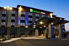 Photograph of Holiday Inn Express, Pembroke