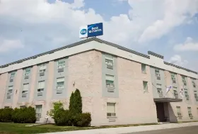 Photograph of Best Western Swan Castle Inn, Cochrane
