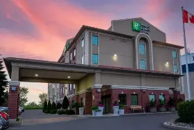 Photograph of Holiday Inn Express & Suites, Barrie