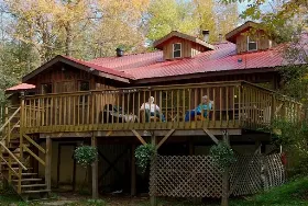Photograph of Algonquin Eco-Lodge, Algonquin Park