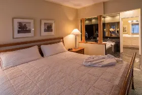 Photograph of Georgian Bay Hotel, Collingwood