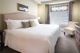 Photograph of Newsroom Suites, Wellington