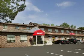 Photograph of Canadas Best Value Inn Richmond Hill Toronto N, Richmond Hill