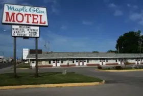 Photograph of Maple Glen Motel, London