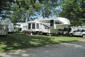 Photograph of Lakeside Village Motel & Campground, Wheatley