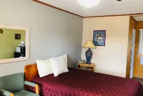Photograph of Town & Country Motel, Parry Sound