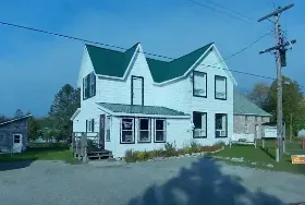 Photograph of Auberge Inn International Hostel, Providence Bay