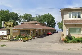 Photograph of Glenwood Motel & Cottages, North Bay