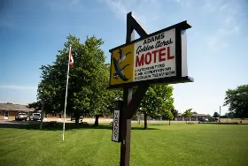 Photograph of Adams Golden Acres Motel, Kingsville