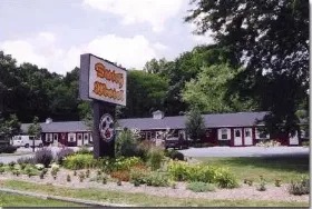 Photograph of Dutch Inn Motel, Niagara Falls