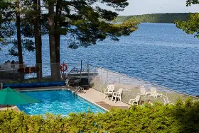 Photograph of Beachwood Resort, Lakefield
